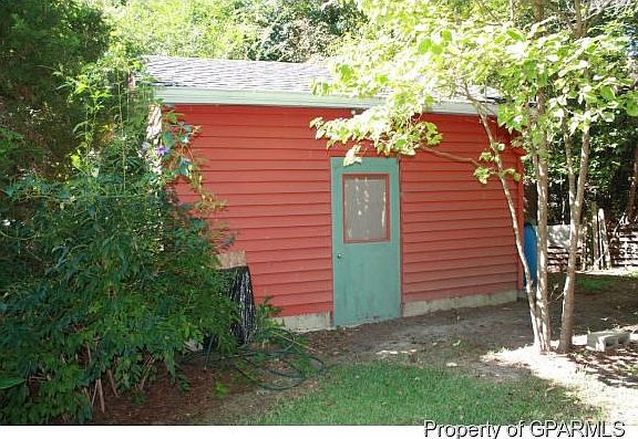 12x16 Storage Building