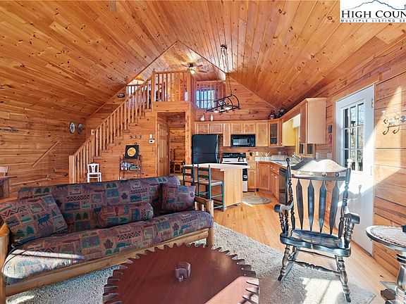 5th image of 554 Timber Lakes Drive