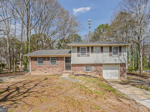 810 N Carter Dr, Jonesboro, GA 30236