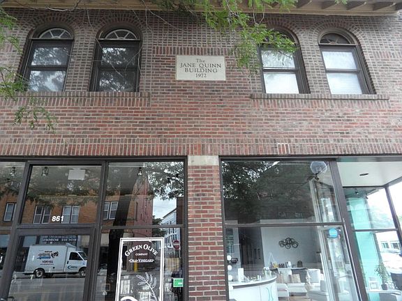 3rd image of 11 W 1st Ave #C