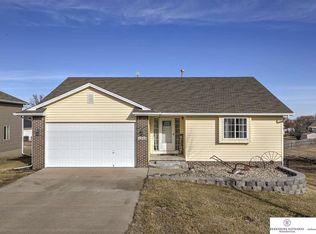 4386 Cove Rd, Plattsmouth, NE 68048
