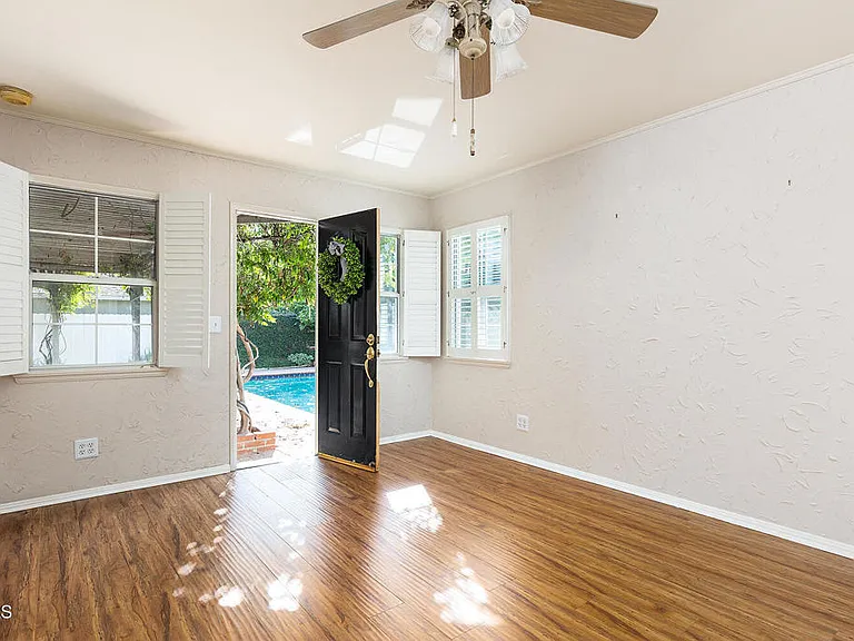 4819 Crown Ave — Photo 27