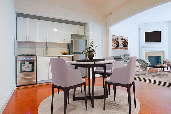 Rented by Platinum Properties | media 28