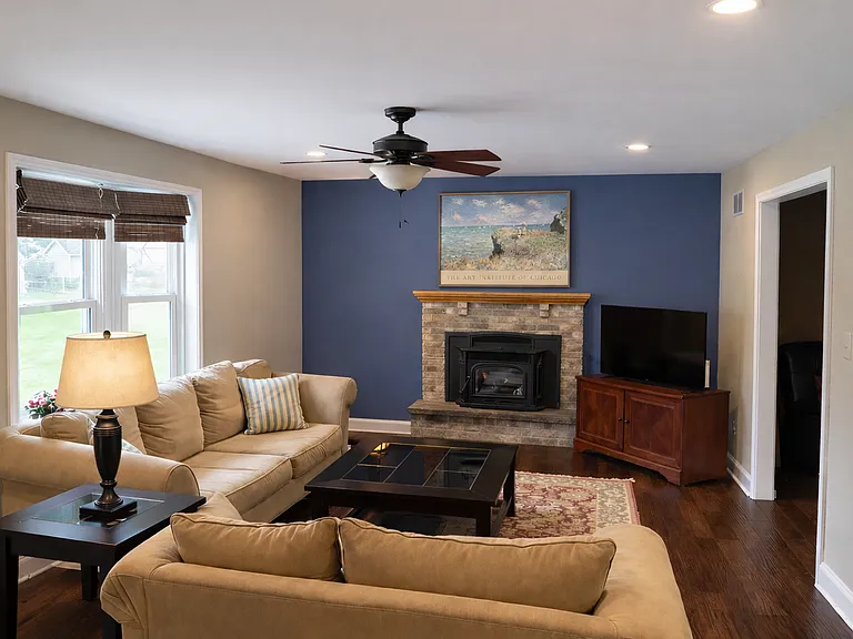 504 Ethel Ct — Photo 11