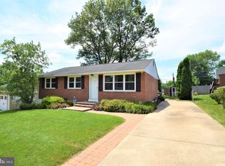 10 McCann Rd, Newark, DE 19711