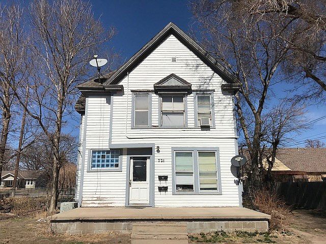 1st image of 721 W 23rd St