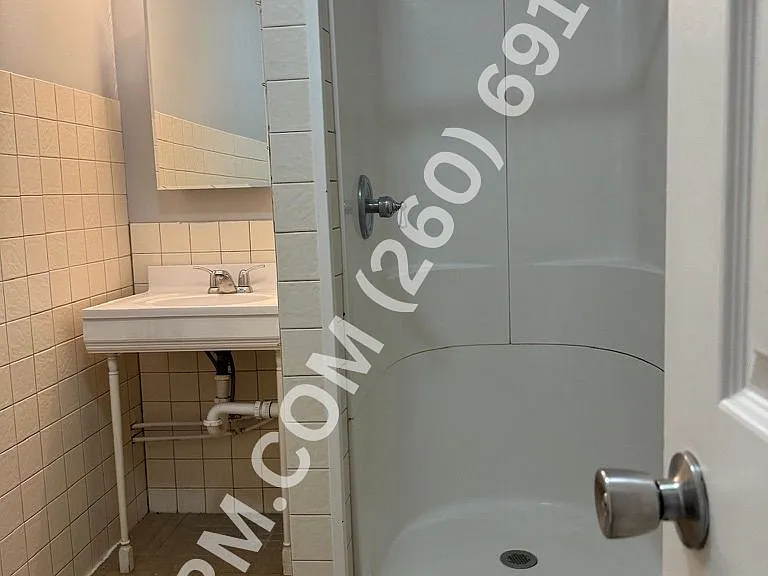 641 Byron St #1 — Photo 13