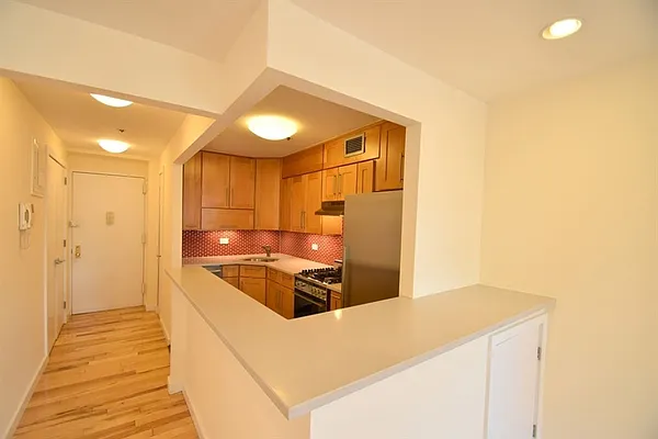 Rented by Corcoran | media 14