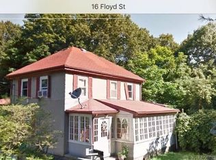 16 Floyd St, Woburn, MA 01801