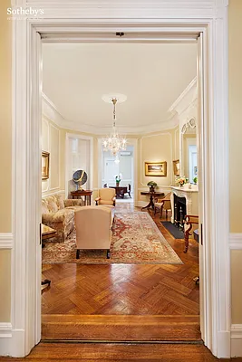 Rented by Sotheby's International Realty | media 28