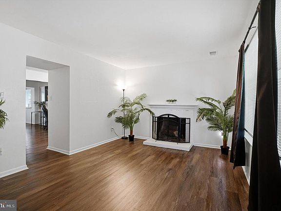 5th image of 2 Horseshoe Cir