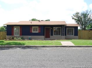 338 Karen Ln, San Antonio, TX 78209