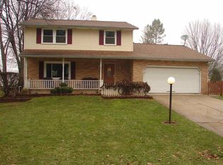 11955 N Lori Ln, Mishawaka, IN 46545