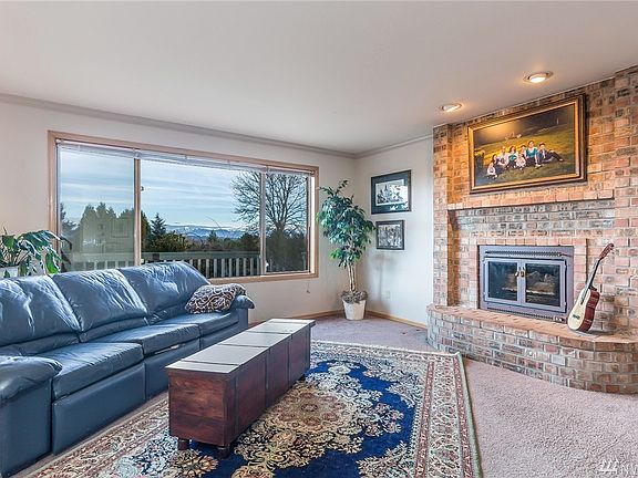 4th image of 15124 176th Ave NE