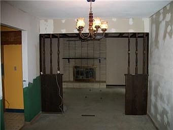 5th image of 7324 Greeley Ave
