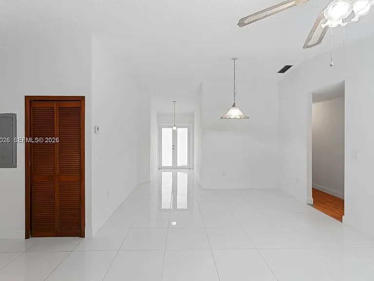 9617 SW 144th Pl — Photo 7