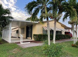 6201 Holly Ln, Lake Worth, FL 33462