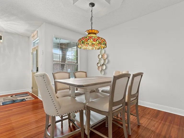 8432 Millstream Dr — Photo 18
