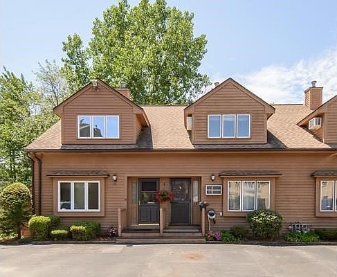 1st image of 60 Casablanca Ct
