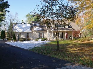 32 Strawberry Ln, Shelton, CT 06484