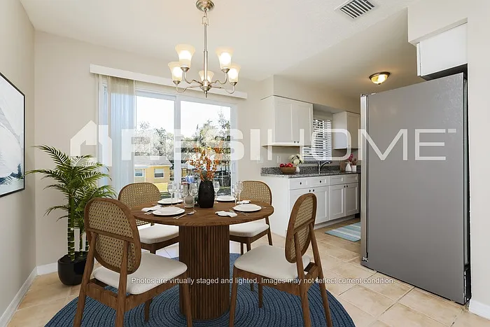 3 bed, 2.0 bath, 1200 sqft, $2,120 — Photo 4