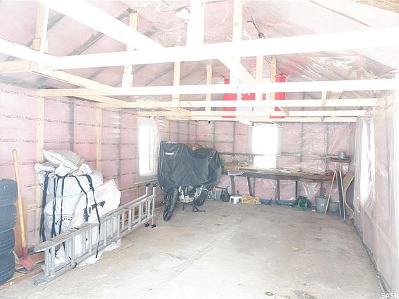 3rd image of 512 Centre St