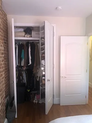 Rented by Alexander Bilu, LREB | media 21