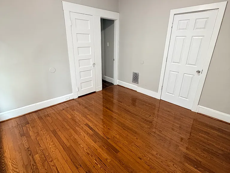 180 Gilbert Ave #A — Photo 9