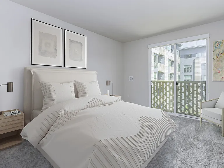 Mylo Santa Clara — Photo 29