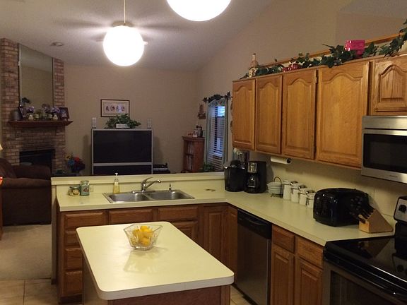 2nd image of 12749 Newfield Dr