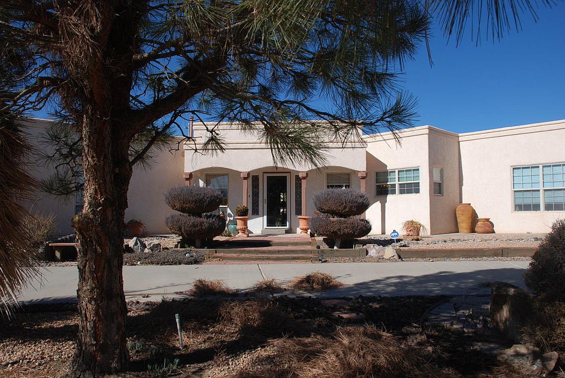 1191 Canal Blvd SW, Los Lunas, NM 87031 Zillow