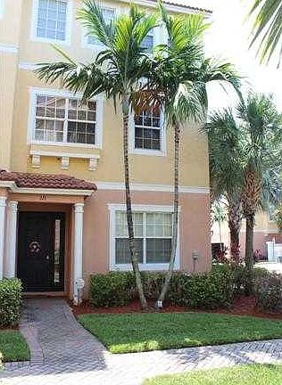 3rd image of 115 Harbors Way #119