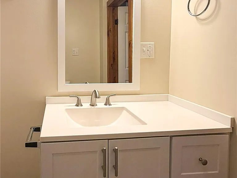 1017 White Pl — Photo 25