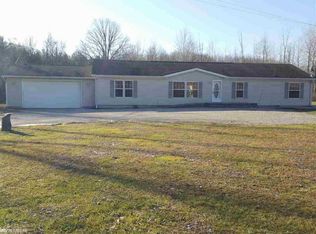 665 Nolan Rd, Wales, MI 48027