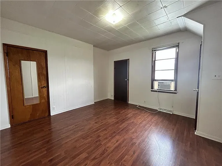 214 Jacquette St #A — Photo 4