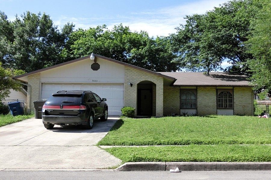 1st image of 9603 Quicksilver Dr