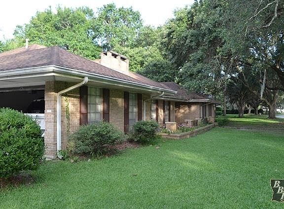 3rd image of 41 Parkway Cir