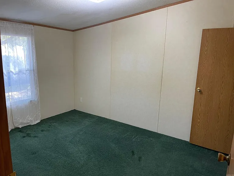 301 E Shelton Ave — Photo 23
