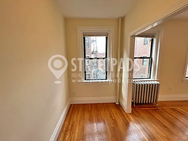 83 Park Dr #22 — Photo 2