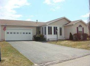 23 Stagecoach Way, Manchester, NH 03104