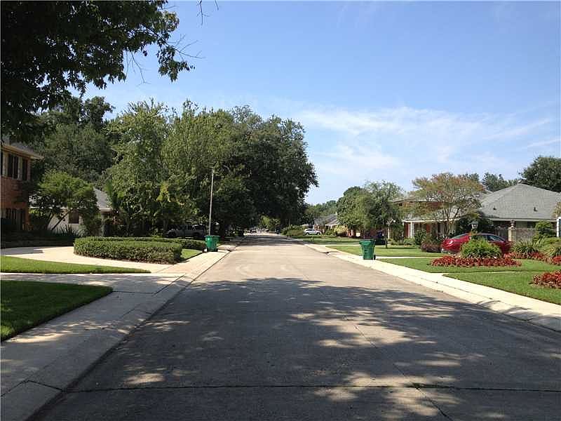 15 Imperial Woods Dr, Harahan, LA 70123 Zillow