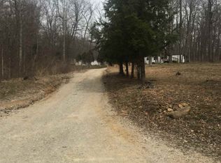 8400 W Graves Rd, Bloomington, IN 47403