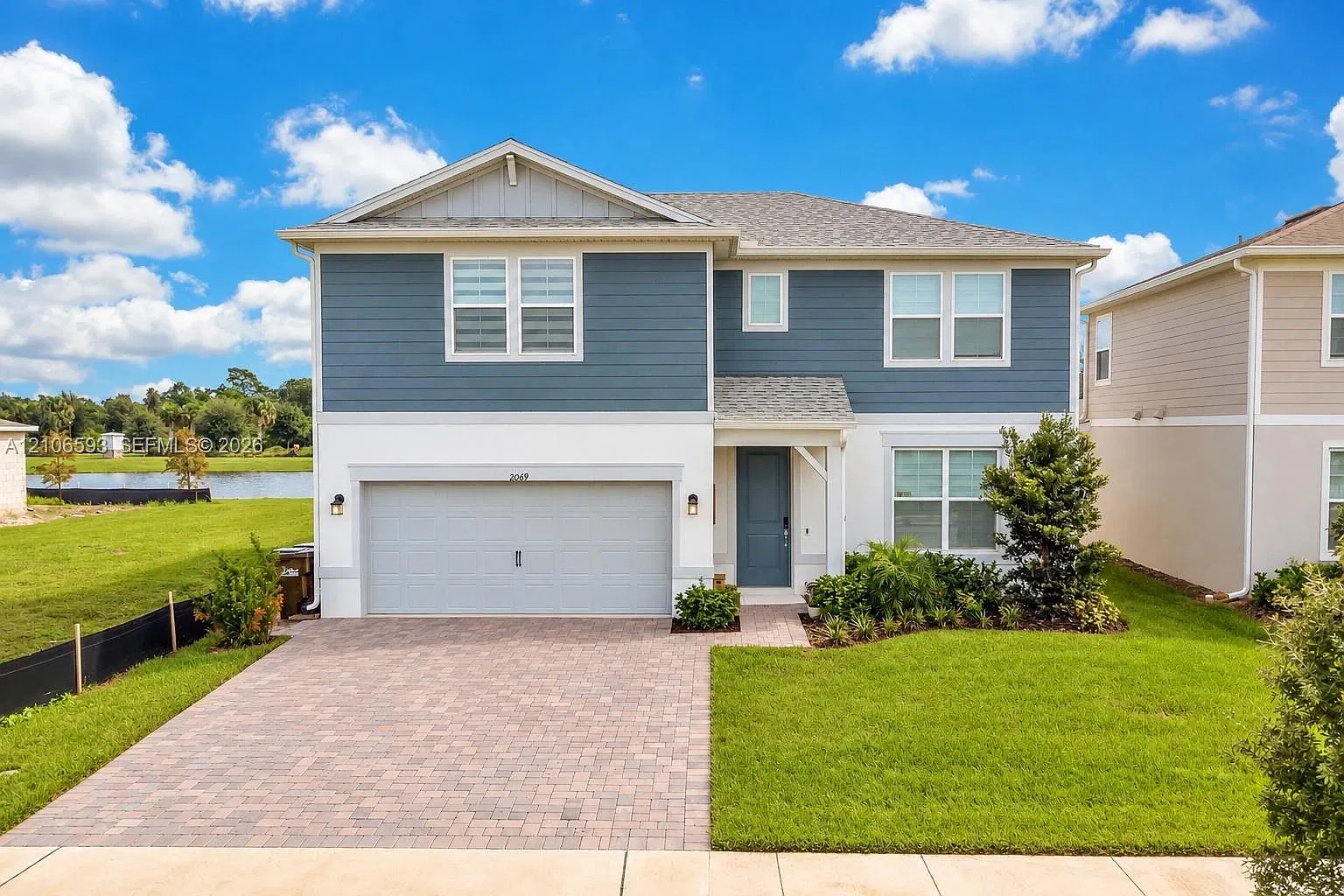 5 bed, 2.5 bath, 2894 sqft, $4,500 — Photo 1