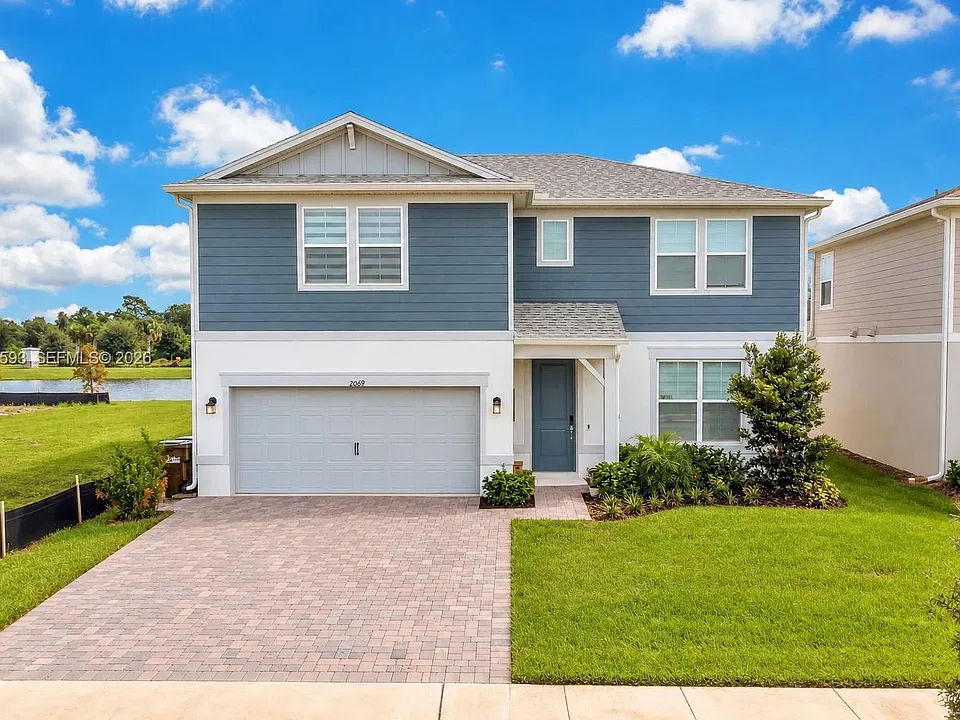 2069 Mossy Vine Ave