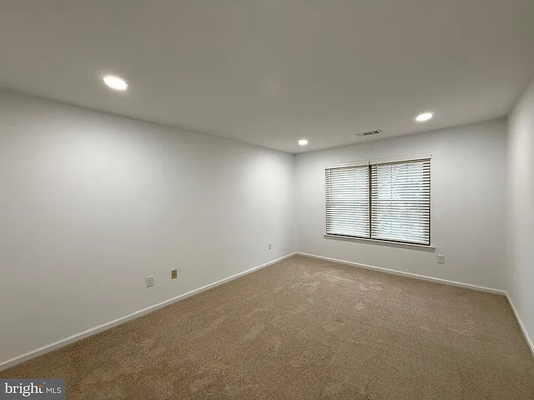 1512 Foxmeadow Cir #1512 — Photo 22