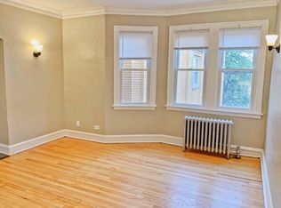 1919A Grove Ave APT 24, Berwyn, IL 60402