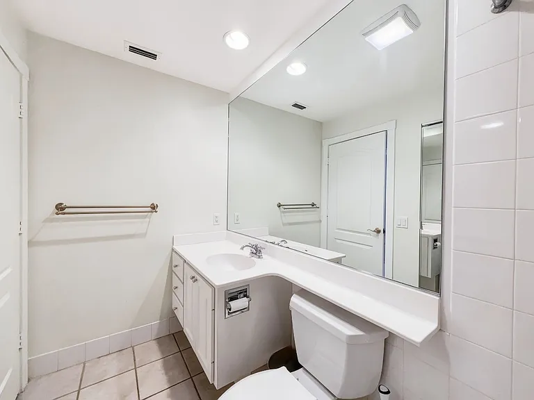 5712 Drummond Way — Photo 23