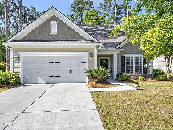 3rd image of 138 Bainbridge Way