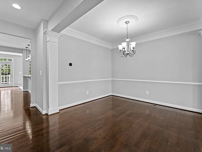 21268 Park Grove Ter — Photo 7