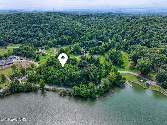 2nd image of 5980 Lakeside Dr